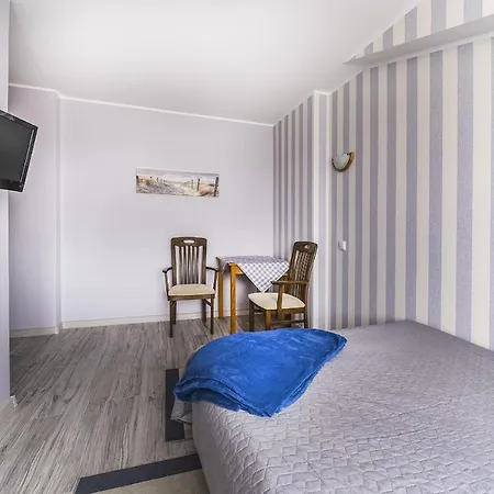 Проживание в семье Latajacy Holender *