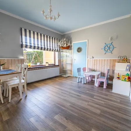 Latajacy Holender Проживание в семье