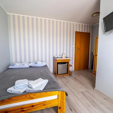 Проживание в семье Latajacy Holender